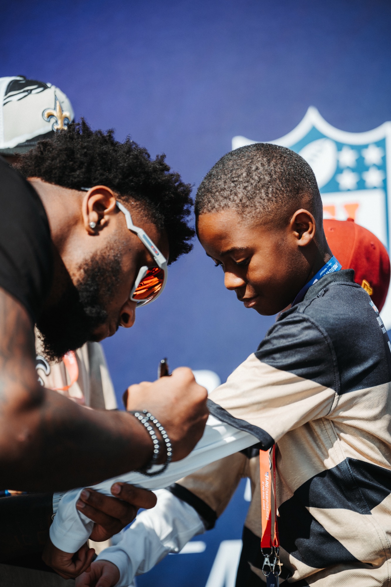 NFL athlete autograph